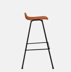 Tabouret de bar 75 cm en tissu rouge et cadre noir Touchwood - Hem