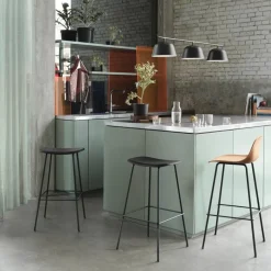 Tabouret de bar 65cm vert piétement tubes Fiber - Muuto