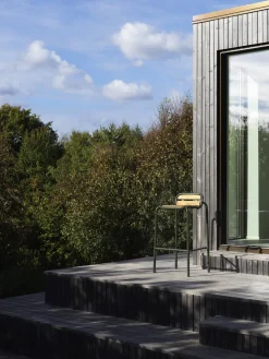 Tabouret de bar en acier et bois noir 75cm Vig Robinia - Normann Copenhagen