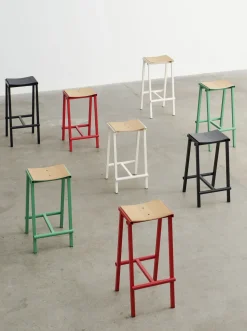 Tabouret de bar en bois de chêne et acier ivoire 65cm Tabourete 8 - Hay