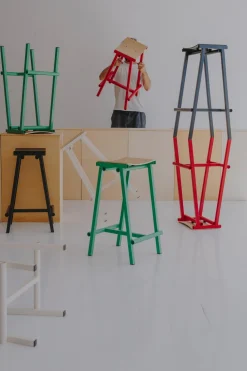 Tabouret de bar en bois de chêne et acier vert jade 75cm Tabourete 8 - Hay