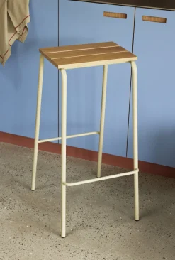 Tabouret de bar en bois de frêne et métal sable Stilt - Hübsch