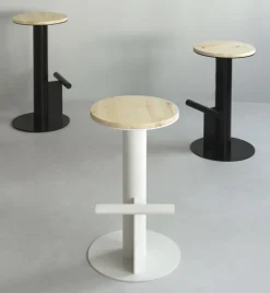 Tabouret de bar en bois de pin et acier gris 75 x 40 cm Pole - Normann Copenhagen