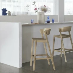 Tabouret de bar en chêne naturel Cover 65 cm - Muuto