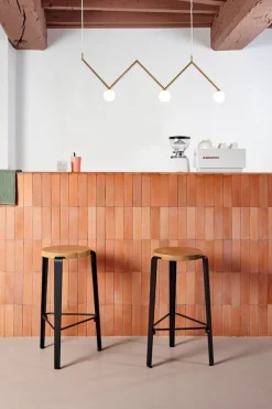Tabouret de bar en chêne teinté et acier noir graphite 76cm MI LOU - TIPTOE