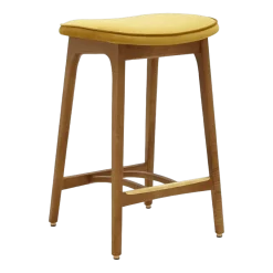 Tabouret de bar en velours brillant moutarde et frêne foncé 65 cm Série 200-190 - 366 Concept