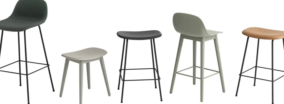 Tabouret de bar ocre piétement en chêne naturel 65 cm Fiber - Muuto