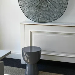 Tabouret gris laqué Tip Tap - Pols Potten