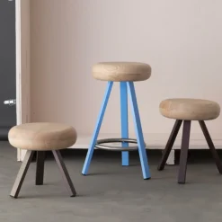 Tabouret haut en chêne et acier olive 75 cm Smack - Matière Grise