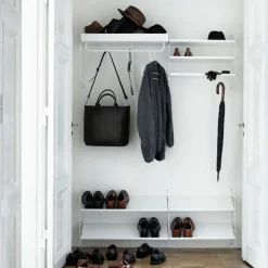 Étagère à chaussures en acier noire 58 x 30 cm - String furniture