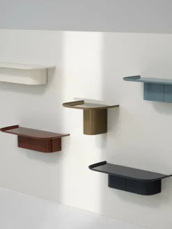 Étagère murale en aluminium crème M Korpus - HAY