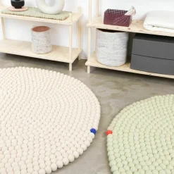 Tapis à boules de feutre beige 200 cm Big One - myfelt