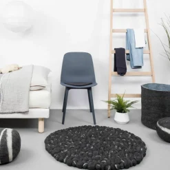 Tapis à boules de feutre effet pierre foncé 90 cm Kurt - myfelt