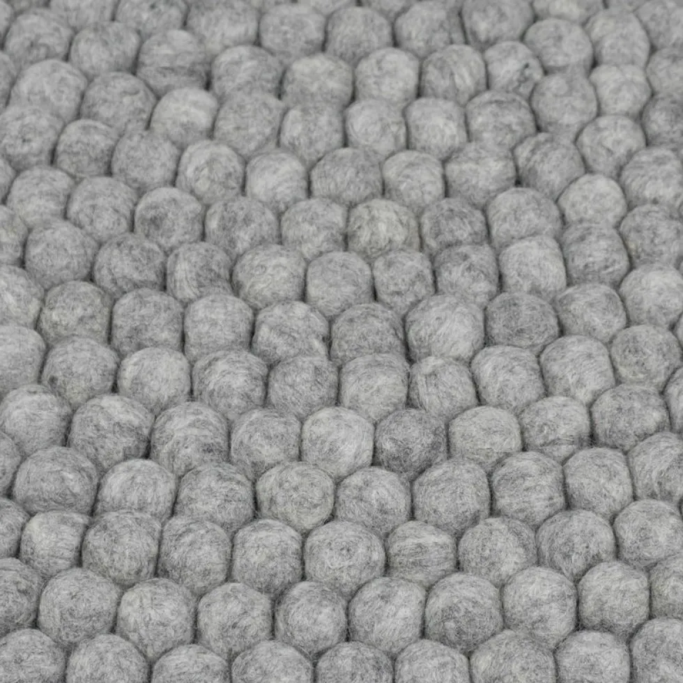 Tapis à boules de feutre gris marbré 200 cm Carl - myfelt