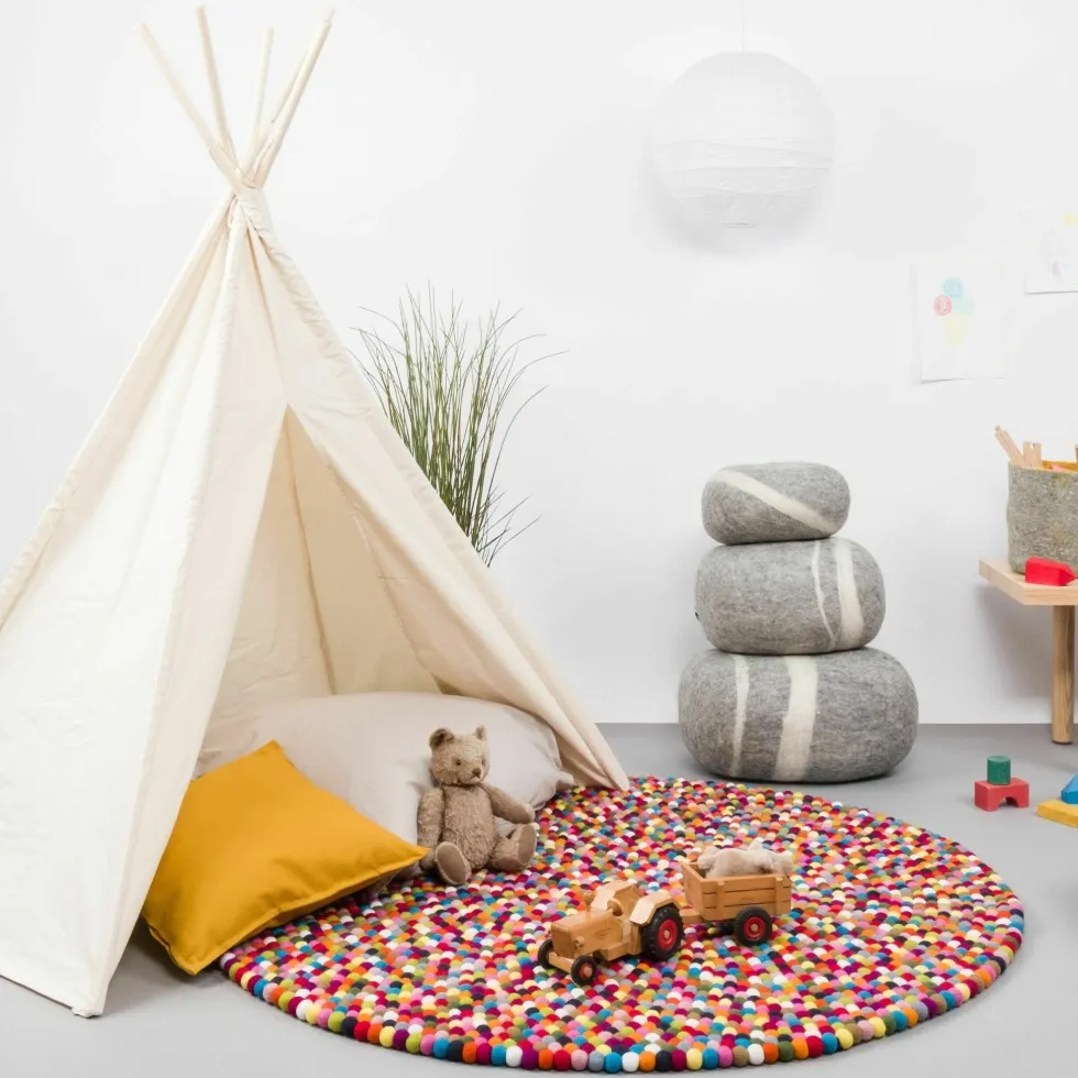 Tapis à boules de feutre multicolore 160 cm Lotte - myfelt