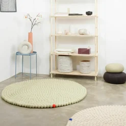 Tapis à boules de feutre vert-beige 70 cm Big One - myfelt