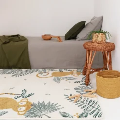 Tapis pour enfant en polypropylène miel 120x170 cm Monkey Paradise - Nattiot