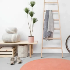 Tapis rond en laine saumon 90 cm Lea - myfelt
