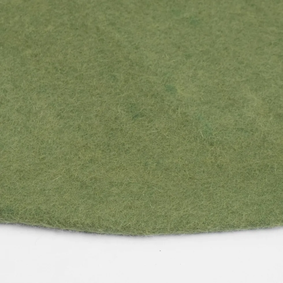 Tapis rond en laine vert 160 cm Kaspar - myfelt