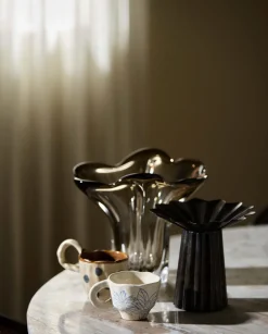 Tasse à café avec anse en céramique beige Baya Atelier Forma - Nordal