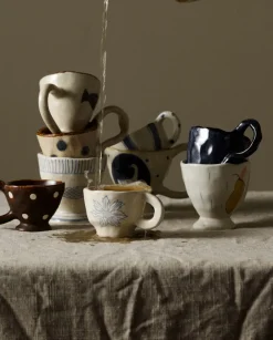 Tasse à café avec anse en céramique beige 300ml Lira Atelier Forma - Nordal