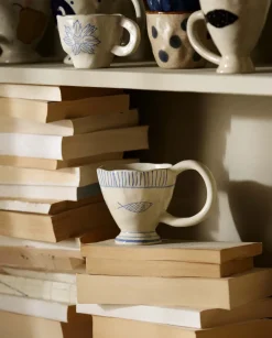 Tasse à café avec anse en céramique beige 300ml Lira Atelier Forma - Nordal