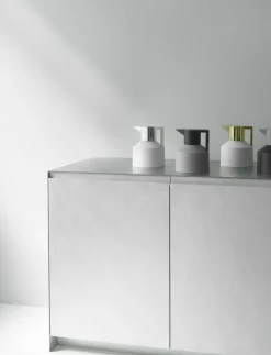 Thermos en plastique grise 1L Geo Vacuum - Normann Copenhagen