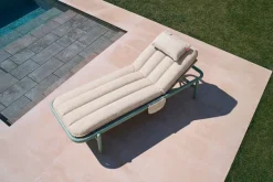 Transat en aluminium vert avec son matelas beige 212x97x39cm Sunbud - Fatboy