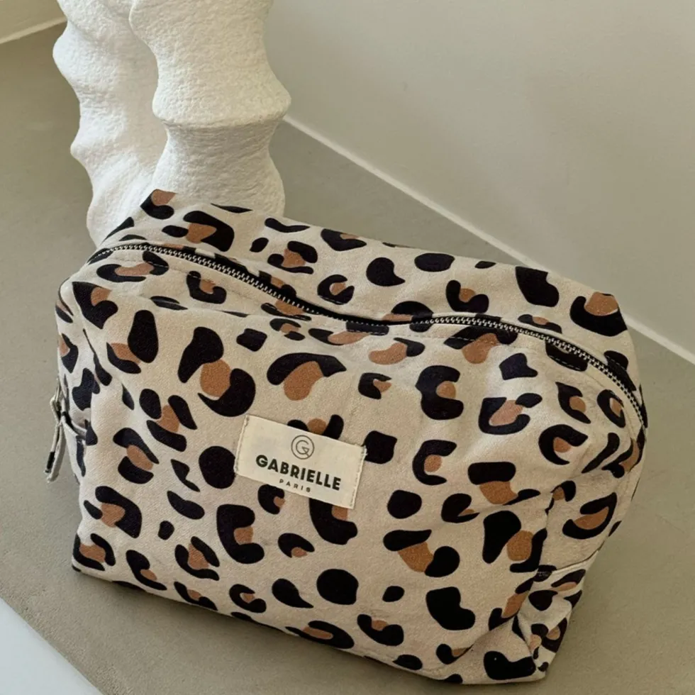 Trousse de toilette en coton léopard 15x22x10cm - Gabrielle paris
