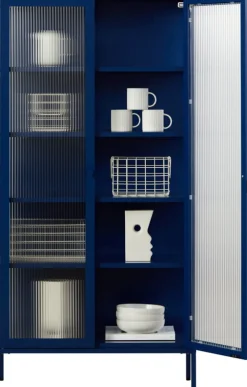 Vaisselier en acier bleu marine et verre cannelé 85x40x170cm The Collector - Mustard Made