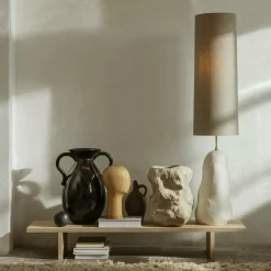 Vase beige en grès Tuck - Ferm Living