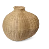 Vase de sol organique en rotin tressé Bola - Ferm living