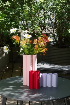 Vase en plastique recyclé rose 22x6x13cm Alvaro - WARREN ET LAETICIA
