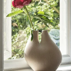 Vase en porcelaine beige Chamber W&S - Hay