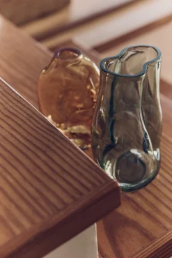 Vase en verre Gleam Olive - HKLIVING
