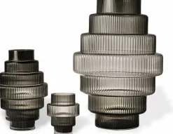 Vase en verre gris Steps - Pols Potten