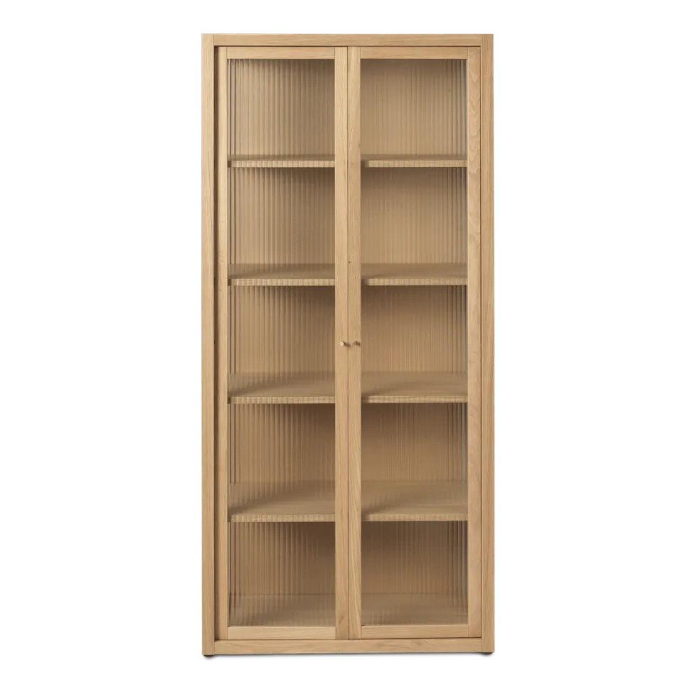 Vitrine en chêne et verre texturé 155cm Reed - Ferm Living